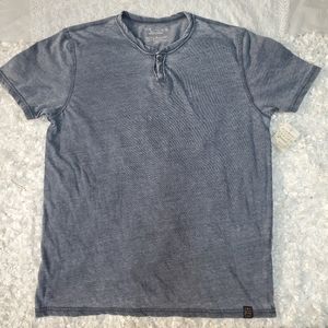 Lucky Brand t-shirt